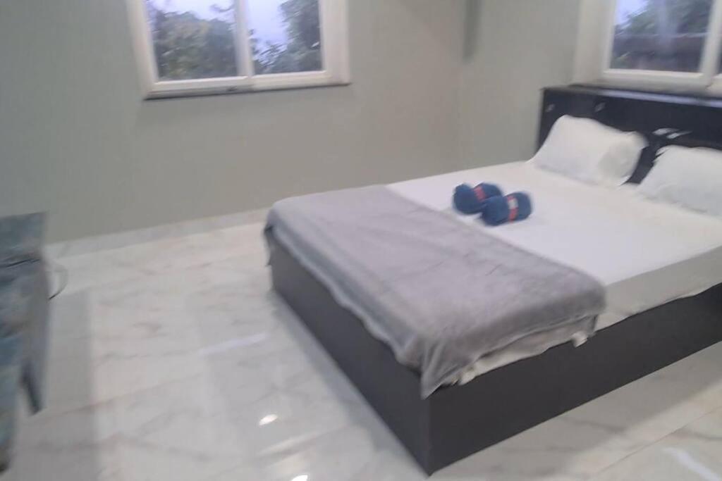 RK island view 3 bedroom apartment Dabolim Buitenkant foto